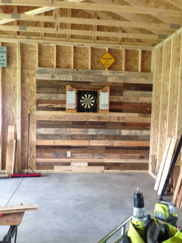 Pallet Wall for Dartboard Pallet Walls & Pallet Doors Pallet Wall for Dartboard Pallet Walls & Pallet Doors