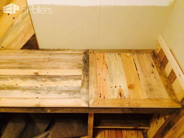 How I Built My Pallet Office (Desk & Walls) Pallet Desks & Pallet Tables How I Built My Pallet Office (Desk & Walls) Pallet Desks & Pallet Tables