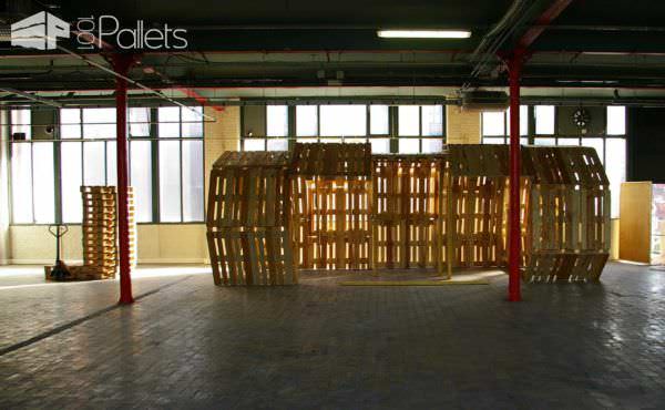 Jaw: Architectural Pallet Structure Built for the Sunflower Maze in Mons 2015 Pallet Store, Bar & Restaurant Decorations Jaw: Architectural Pallet Structure Built for the Sunflower Maze in Mons 2015 Pallet Store, Bar & Restaurant Decorations