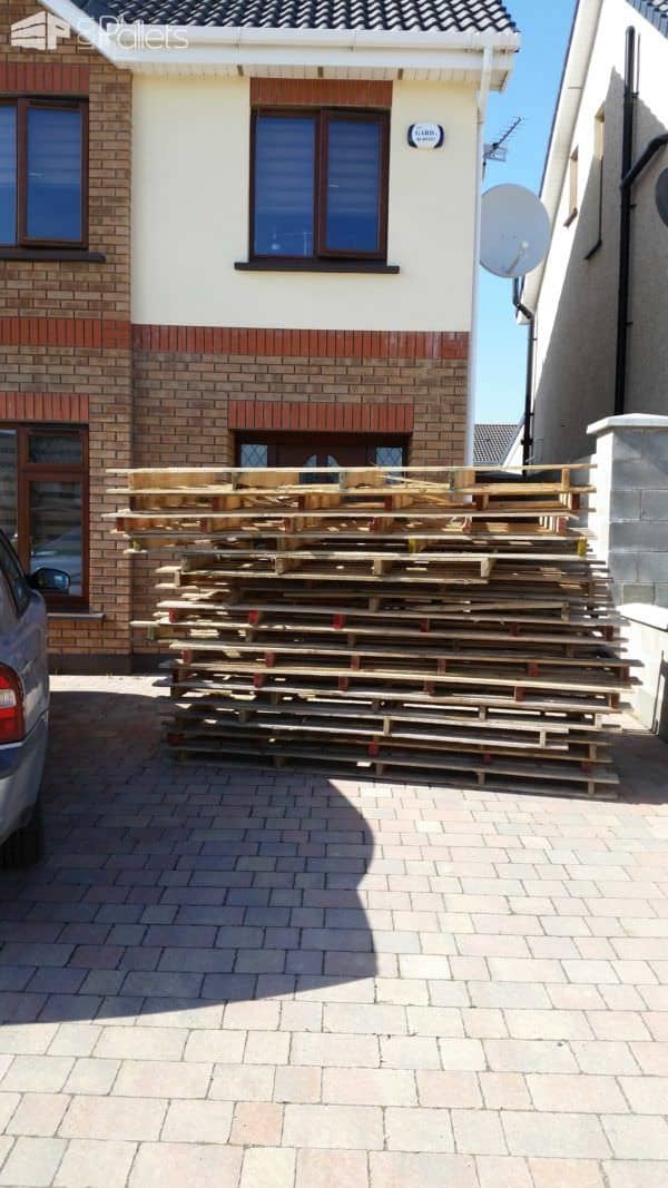 Pallet Wood Wall: How to Build It Step-by-step Pallet Walls & Pallet Doors Pallet Wood Wall: How to Build It Step-by-step Pallet Walls & Pallet Doors