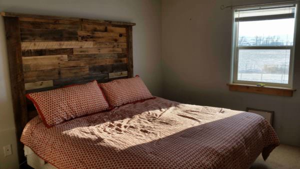 Pallet/Reclaimed Barnwood Headboard Pallet Beds, Pallet Headboards & Frames Pallet/Reclaimed Barnwood Headboard Pallet Beds, Pallet Headboards & Frames