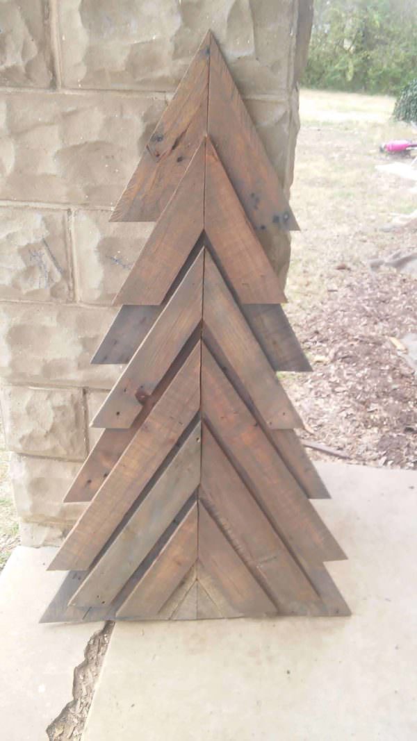 Petite Pallet Chevron Christmas Tree Pallet Home Accessories Petite Pallet Chevron Christmas Tree Pallet Home Accessories