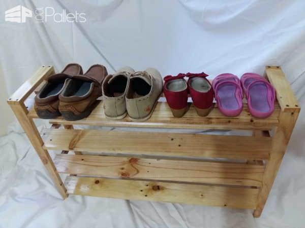 Simple Pallet Shoes Rack Pallet Shelves & Pallet Coat Hangers Simple Pallet Shoes Rack Pallet Shelves & Pallet Coat Hangers