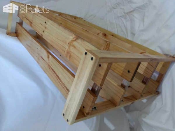 Simple Pallet Shoes Rack Pallet Shelves & Pallet Coat Hangers Simple Pallet Shoes Rack Pallet Shelves & Pallet Coat Hangers