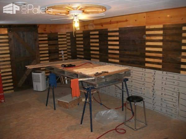 Walls & Sliding Barn Door Made from Pallets Pallet Walls & Pallet Doors Walls & Sliding Barn Door Made from Pallets Pallet Walls & Pallet Doors