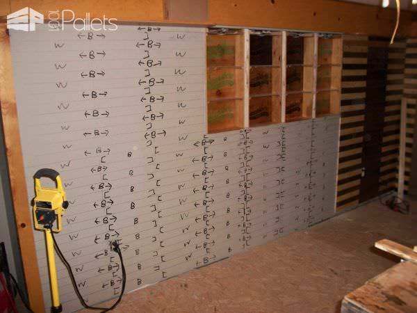 Walls & Sliding Barn Door Made from Pallets Pallet Walls & Pallet Doors Walls & Sliding Barn Door Made from Pallets Pallet Walls & Pallet Doors