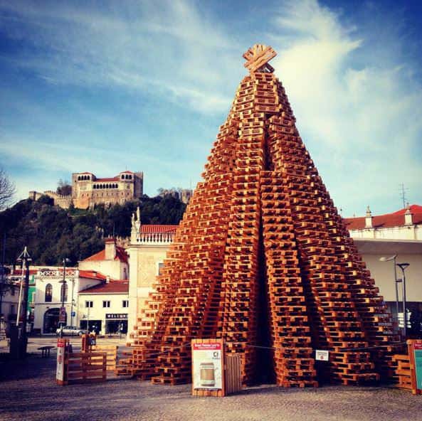 2200 Pallets Christmas Tree (Guinness World Record) Pallet Sheds, Cabins, Huts & Playhouses 2200 Pallets Christmas Tree (Guinness World Record) Pallet Sheds, Cabins, Huts & Playhouses