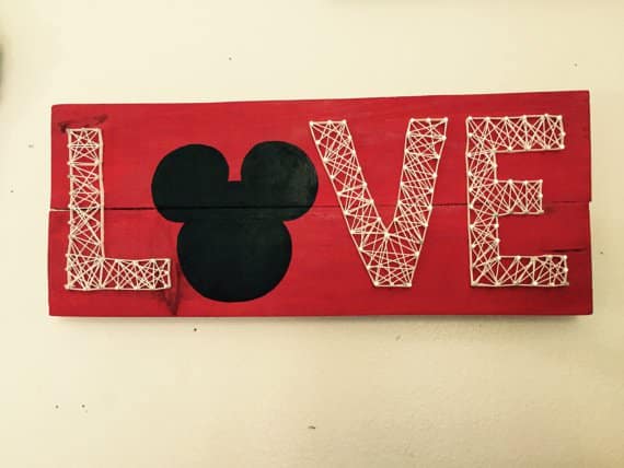 19 Brilliant Valentine’s Day Decorations Made out of Pallets Pallet Wall Decor & Pallet Painting 19 Brilliant Valentine’s Day Decorations Made out of Pallets Pallet Wall Decor & Pallet Painting