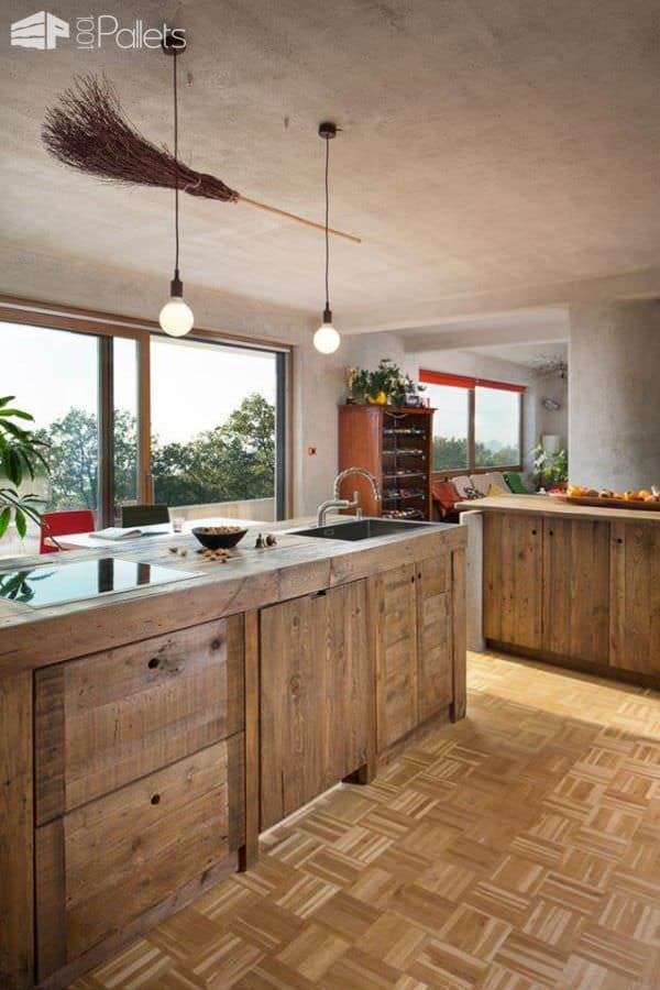 Entire Modern Kitchen Made Out Of Pallets Pallet Desks & Pallet Tables 