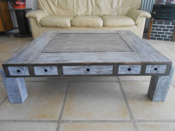 Table Basse Palette Et Pin Douglas / Pallet & Douglas Fir Coffee Table Pallet Coffee Tables Table Basse Palette Et Pin Douglas / Pallet & Douglas Fir Coffee Table Pallet Coffee Tables