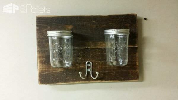 15$ Bathroom Organization with Pallets & Mason Jars Pallet Cabinets & Wardrobes 15$ Bathroom Organization with Pallets & Mason Jars Pallet Cabinets & Wardrobes
