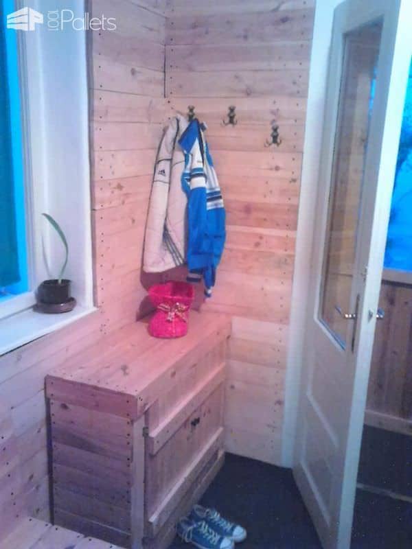 All My Furniture Is Made out of Pallets Pallet Cabinets & Wardrobes All My Furniture Is Made out of Pallets Pallet Cabinets & Wardrobes