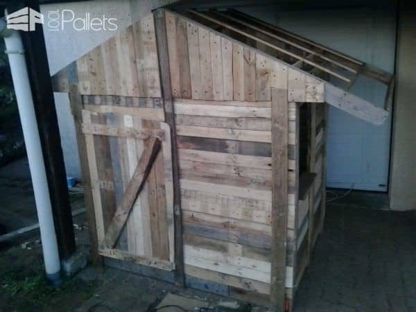 Cabane De Jardin Pour Enfants / Children Play House & Its Making of Pallet Sheds, Cabins, Huts & Playhouses Cabane De Jardin Pour Enfants / Children Play House & Its Making of Pallet Sheds, Cabins, Huts & Playhouses