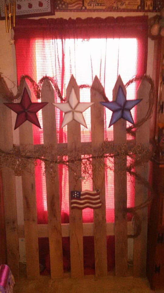 Garden Fence Decor Pallet Fences Garden Fence Decor Pallet Fences