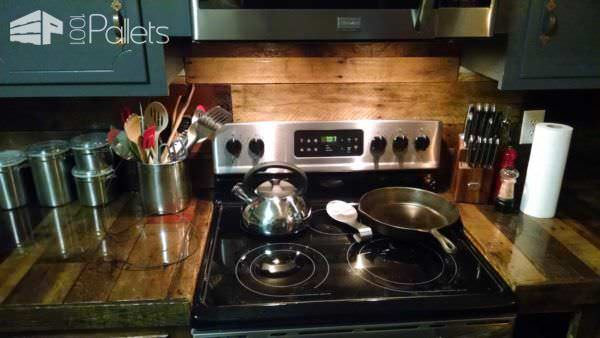 Pallet Countertops & Backsplash Pallet Desks & Pallet Tables Pallet Countertops & Backsplash Pallet Desks & Pallet Tables