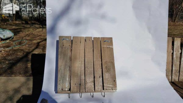 Rustic Coffee or Tea Shelf Made from Only One Recycled Pallet Pallet Shelves & Pallet Coat Hangers Rustic Coffee or Tea Shelf Made from Only One Recycled Pallet Pallet Shelves & Pallet Coat Hangers