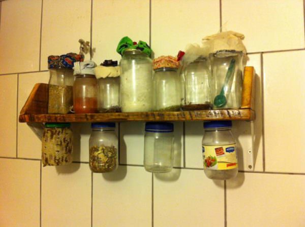 Kitchen Pallet Herbs Shelf Pallet Shelves & Pallet Coat Hangers Kitchen Pallet Herbs Shelf Pallet Shelves & Pallet Coat Hangers