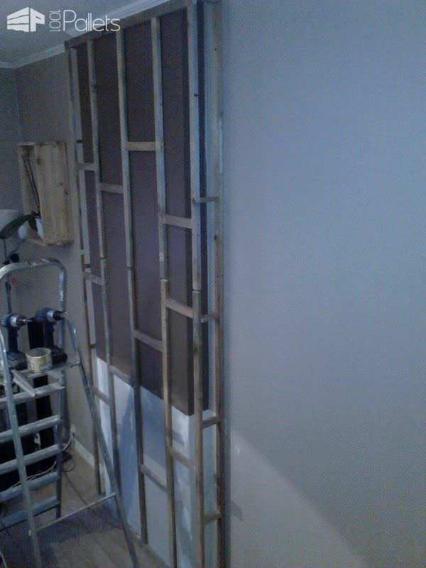 Mur En Bois De Palettes / Entertainment Center Wall Pallet TV Stands & Racks Pallet Walls & Pallet Doors Mur En Bois De Palettes / Entertainment Center Wall Pallet TV Stands & Racks Pallet Walls & Pallet Doors