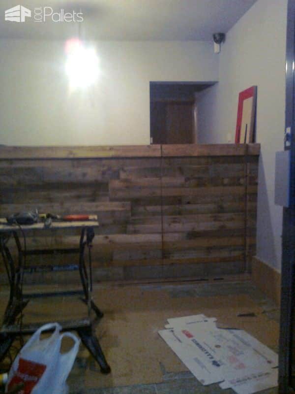 Shop Counter Clad With Pallet Wood Pallet Store, Bar & Restaurant Decorations Shop Counter Clad With Pallet Wood Pallet Store, Bar & Restaurant Decorations