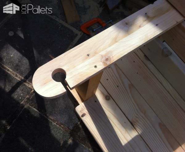 Garden Bench for 10$ & 9 Hours of Work! Pallet Benches, Pallet Chairs & Stools Garden Bench for 10$ & 9 Hours of Work! Pallet Benches, Pallet Chairs & Stools