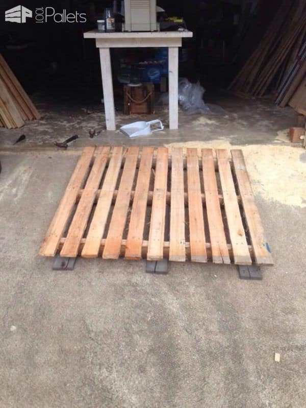 How I Made This Headboard from Pallets Pallet Beds, Pallet Headboards & Frames How I Made This Headboard from Pallets Pallet Beds, Pallet Headboards & Frames