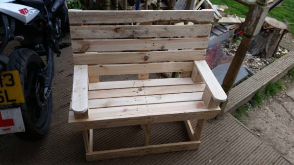Kids Pallet Bench Pallet Benches, Pallet Chairs & Stools Kids Pallet Bench Pallet Benches, Pallet Chairs & Stools