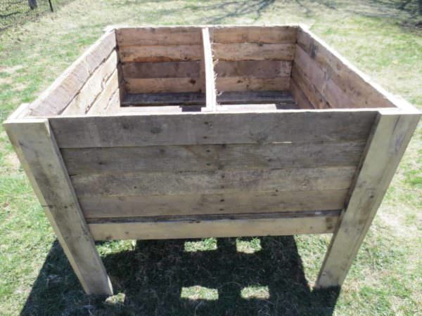 Pallet Planter to Avoid Backaches Pallet Planters & Compost Bins Pallet Planter to Avoid Backaches Pallet Planters & Compost Bins