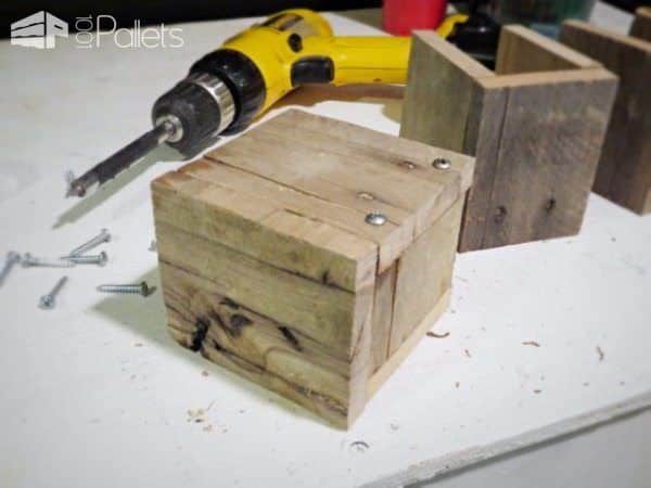 Pallet Wood Wall Mount Silverware Holder Pallet Home Décor Ideas Pallet Wood Wall Mount Silverware Holder Pallet Home Décor Ideas
