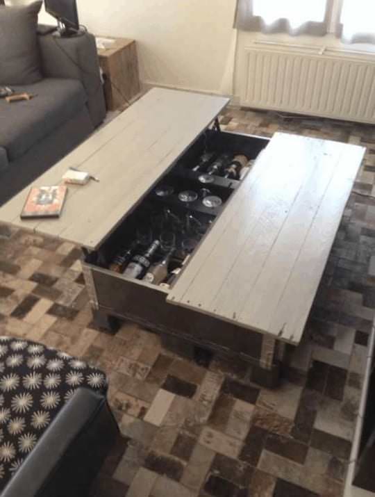 Table Basse Multifonctions / Multi-purpose Pallet Coffee Table Pallet Coffee Tables Table Basse Multifonctions / Multi-purpose Pallet Coffee Table Pallet Coffee Tables