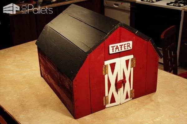 Toy Barn Made out of Pallets Fun Pallet Crafts for Kids Toy Barn Made out of Pallets Fun Pallet Crafts for Kids