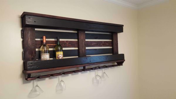 Wine Rack with One Pallet & Repurposed Wood Pallet Shelves & Pallet Coat Hangers Wine Rack with One Pallet & Repurposed Wood Pallet Shelves & Pallet Coat Hangers