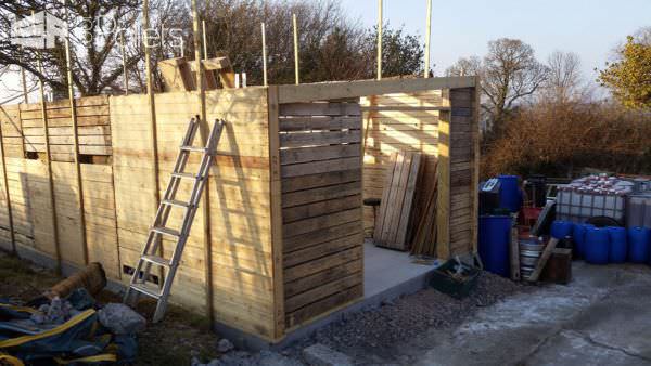 Yet Another Pallet Shed Pallet Sheds, Cabins, Huts & Playhouses Yet Another Pallet Shed Pallet Sheds, Cabins, Huts & Playhouses