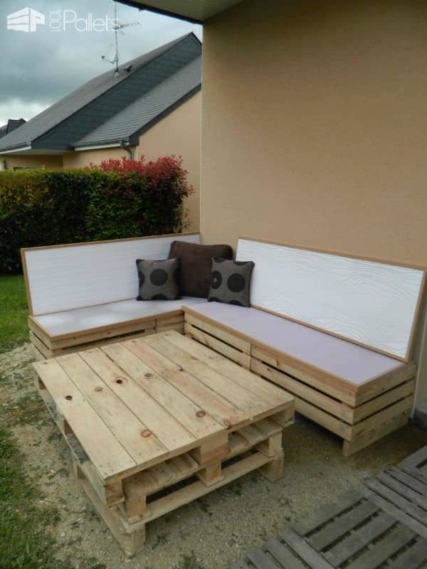 4 Kiwi Crates, 1 Pallet, Medium Wood, Glass Top And Voila My Garden Set Lounges & Garden Sets Pallet Sofas & Couches 4 Kiwi Crates, 1 Pallet, Medium Wood, Glass Top And Voila My Garden Set Lounges & Garden Sets Pallet Sofas & Couches