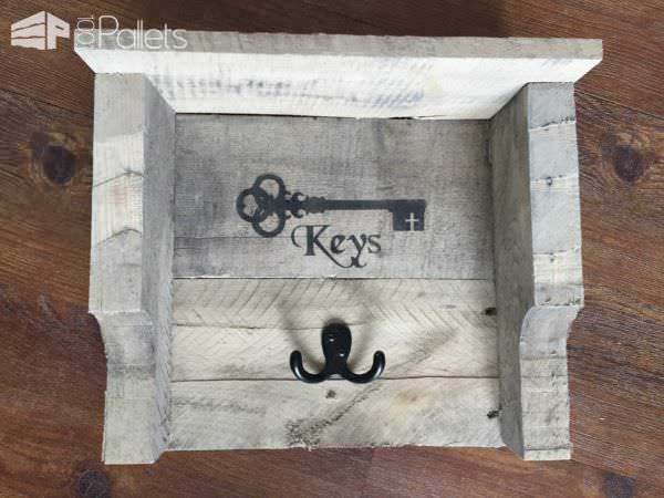 Rustic Pallet Key Holders Pallet Home Décor Ideas Pallet Walls & Pallet Doors Rustic Pallet Key Holders Pallet Home Décor Ideas Pallet Walls & Pallet Doors