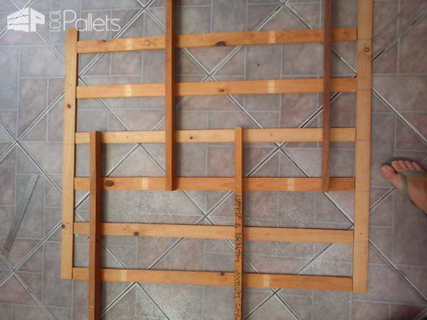 Suspended Pallet Garden / Jardim Suspenso – Palett De Madeira Envernizada Pallet Planters & Compost Bins Suspended Pallet Garden / Jardim Suspenso – Palett De Madeira Envernizada Pallet Planters & Compost Bins