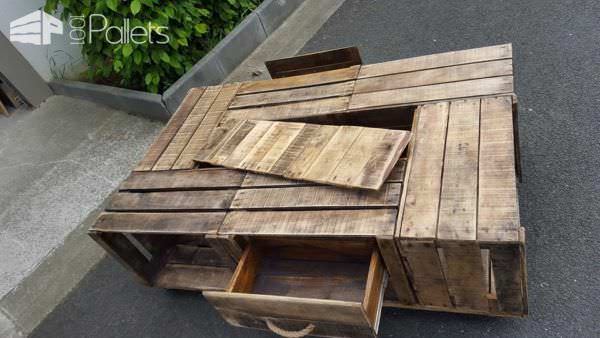 Tables En Caisses à Pommes / Apple Crates Into Coffee Table Pallet Coffee Tables Tables En Caisses à Pommes / Apple Crates Into Coffee Table Pallet Coffee Tables