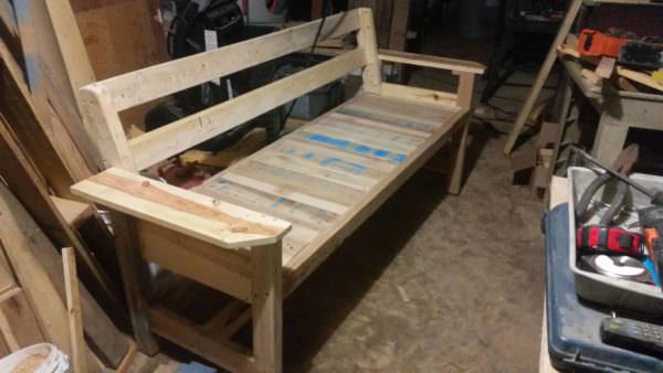 Beautiful Pallet Bench Pallet Benches, Pallet Chairs & Stools Beautiful Pallet Bench Pallet Benches, Pallet Chairs & Stools