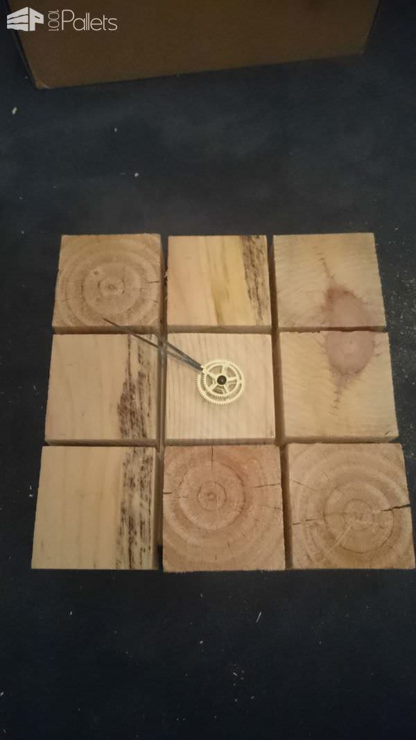 Clock from Pallet Blocks Pallet Clocks Clock from Pallet Blocks Pallet Clocks