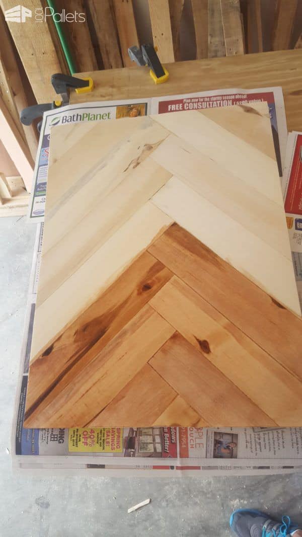 How to Make a Pallet Herringbone Serving Tray in 20 Steps Pallet Home Accessories How to Make a Pallet Herringbone Serving Tray in 20 Steps Pallet Home Accessories