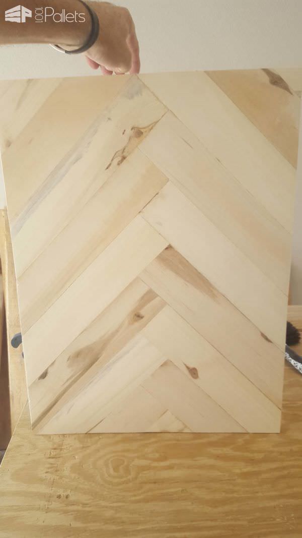 How to Make a Pallet Herringbone Serving Tray in 20 Steps Pallet Home Accessories How to Make a Pallet Herringbone Serving Tray in 20 Steps Pallet Home Accessories