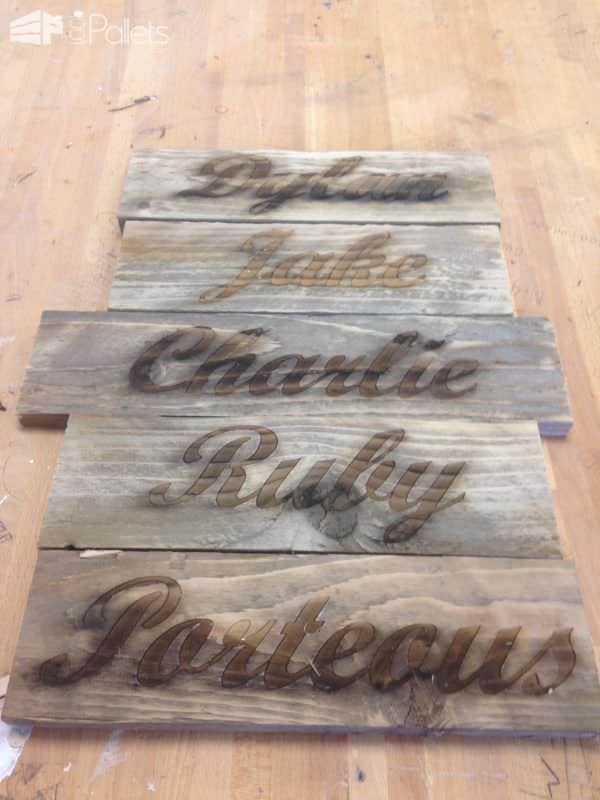 Mosaic Top Pallet Table Pallet Desks & Pallet Tables Mosaic Top Pallet Table Pallet Desks & Pallet Tables