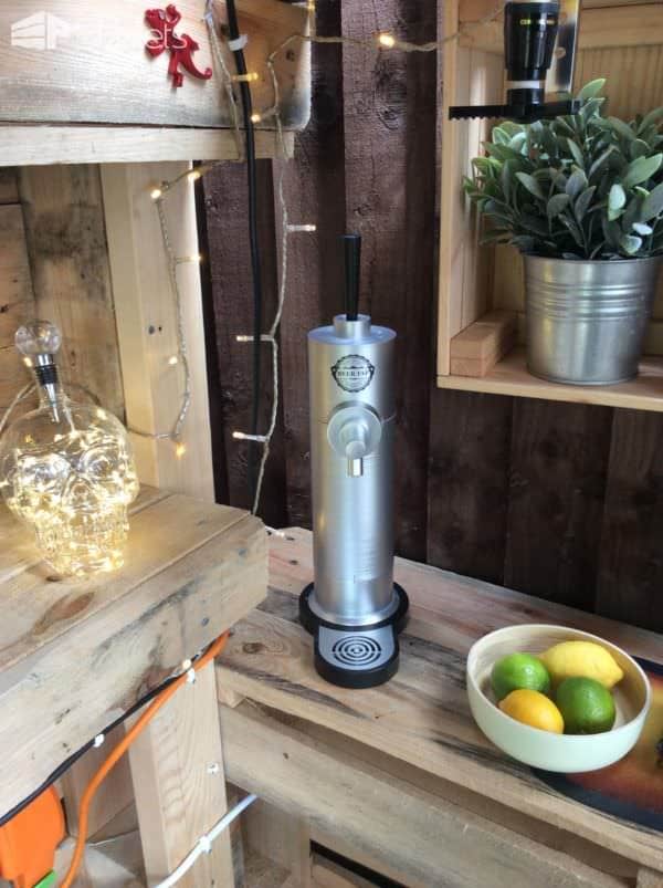 Outrageous Pallet Bar Out of 12 Reclaimed Pallets Pallet Bars Outrageous Pallet Bar Out of 12 Reclaimed Pallets Pallet Bars