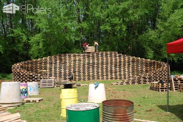 Pallet Stage Made From 600 Pallets @ Back to the Woods #3 Other Pallet Projects Pallet Stage Made From 600 Pallets @ Back to the Woods #3 Other Pallet Projects