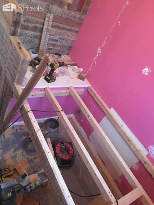 Raised Pallet Led-lit Kids Bed Pallet Beds, Pallet Headboards & Frames Raised Pallet Led-lit Kids Bed Pallet Beds, Pallet Headboards & Frames
