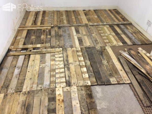 Removable Pallet Kitchen Floor! Pallet Floors & Decks Removable Pallet Kitchen Floor! Pallet Floors & Decks