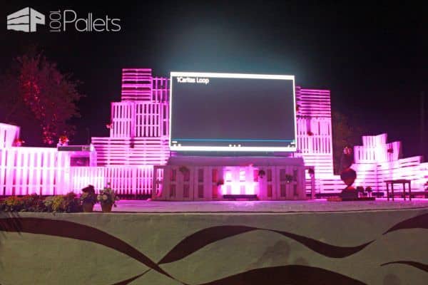 Cool Stage Setup Made From 75 Pallets Other Pallet Projects Pallet Projects Cool Stage Setup Made From 75 Pallets Other Pallet Projects Pallet Projects