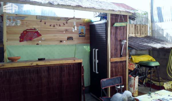 Fun Little Pallet Bar Pallet Bars Fun Little Pallet Bar Pallet Bars