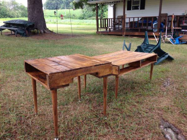 Pallet Coffee & End Table Set Pallet Desks & Pallet Tables Pallet Coffee & End Table Set Pallet Desks & Pallet Tables