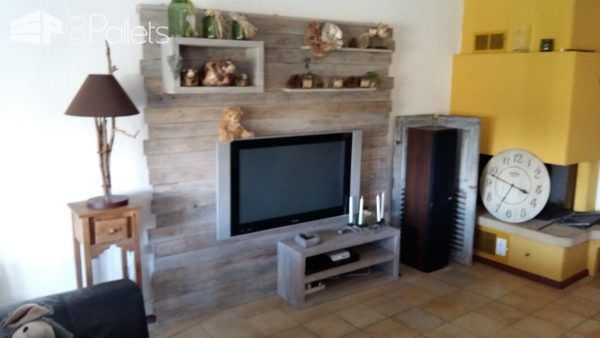 Pallet Entertainment Center Wall / Meuble Tv En Palette Pallet TV Stands & Racks Pallet Entertainment Center Wall / Meuble Tv En Palette Pallet TV Stands & Racks
