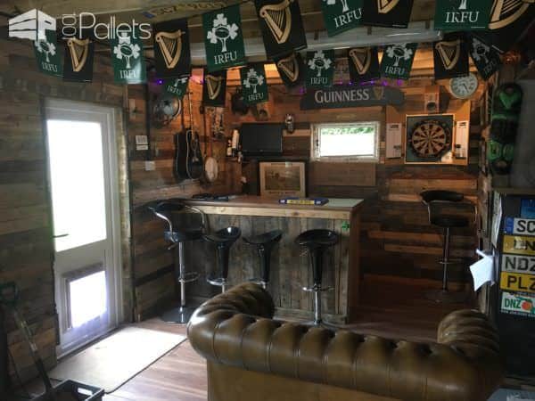 22 Pallets Garage Bar / Mancave Pallet Bars Pallet Walls & Pallet Doors 22 Pallets Garage Bar / Mancave Pallet Bars Pallet Walls & Pallet Doors